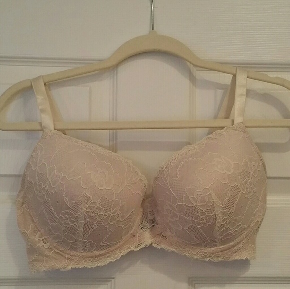 38D Underwire Bra - Picture 1 of 4